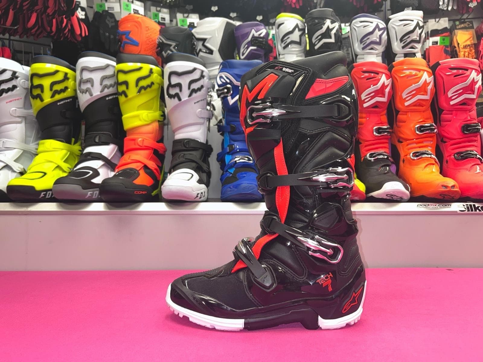 Alpinestars 2026 tech 7 motocross/enduro boots black/red