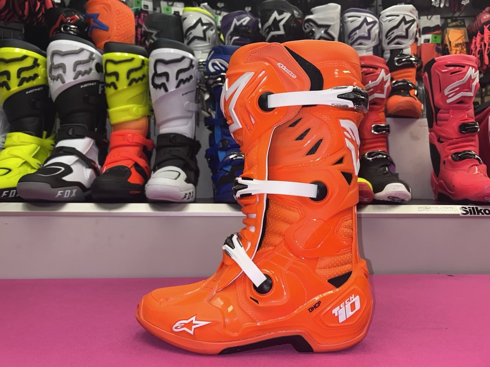 Alpinestars tech 10 supervented motocross/enduro boots orange/black/white